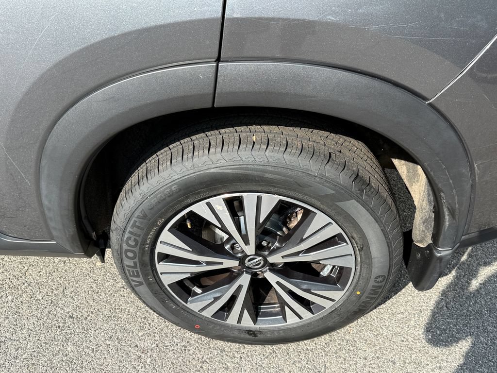 Used 2021 Nissan Rogue SV AWD/4WD image 10