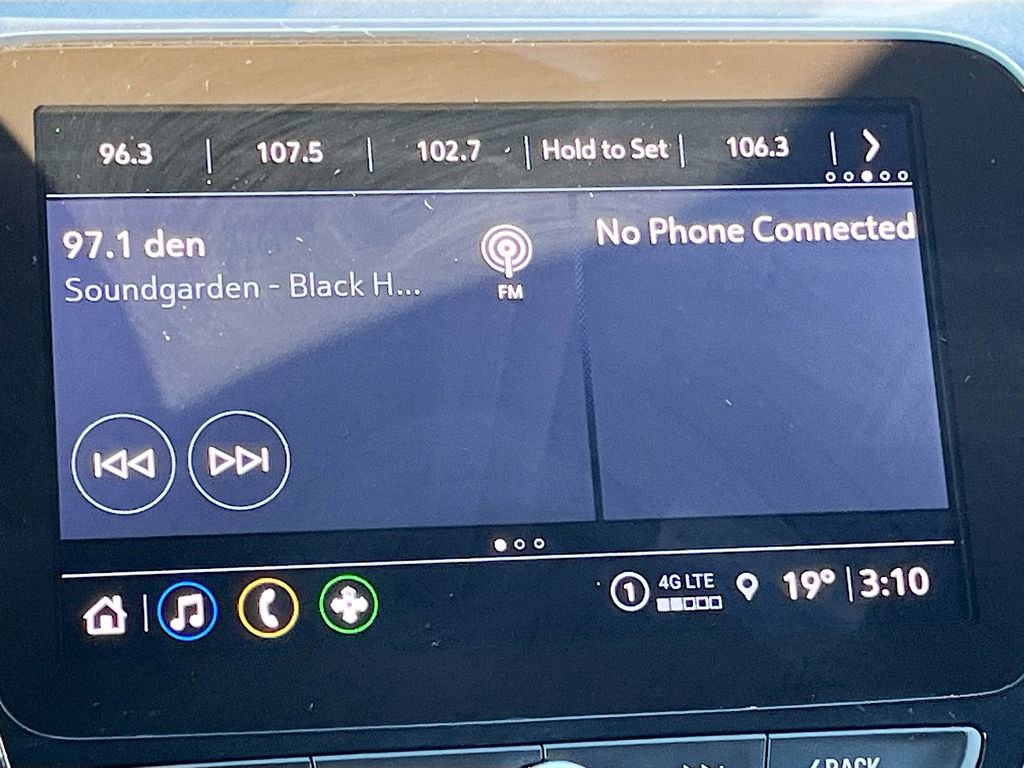 Used 2024 Chevrolet Equinox Premier image 14