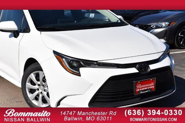 Used 2024 Toyota Corolla LE image 1