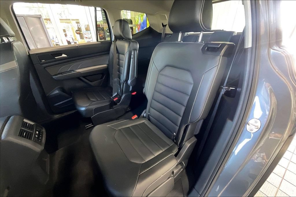 Used 2023 Volkswagen Atlas SEL Premium AWD/4WD image 14