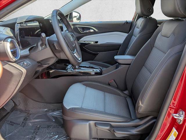 New 2026 Chevrolet Trax LT w/ Driver Confidence Package image 4