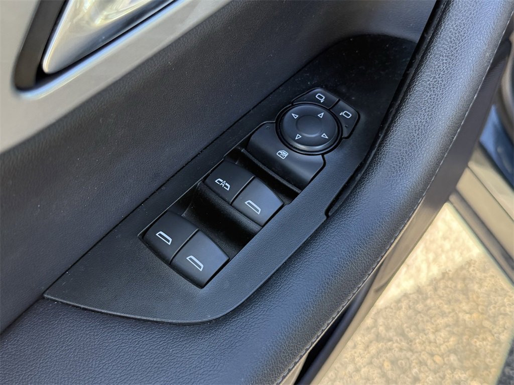 Used 2019 Chevrolet Blazer LT image 11