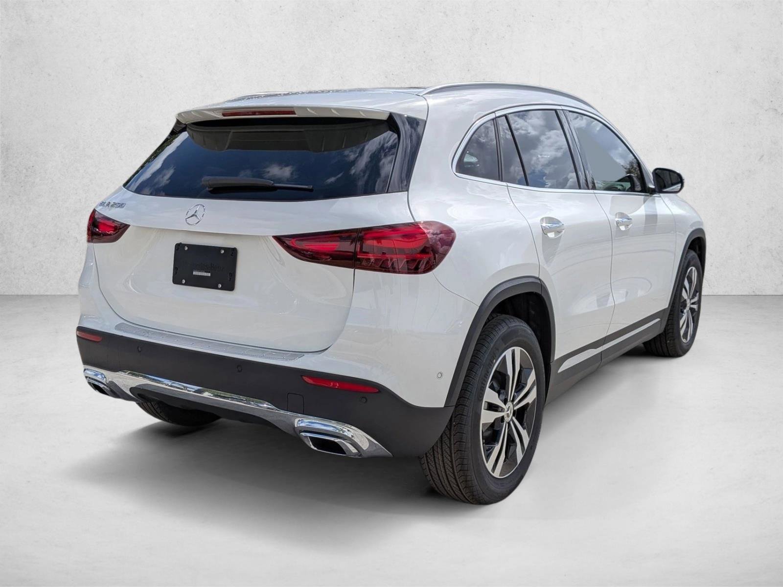 New 2026 Mercedes-Benz GLA 250 video 2