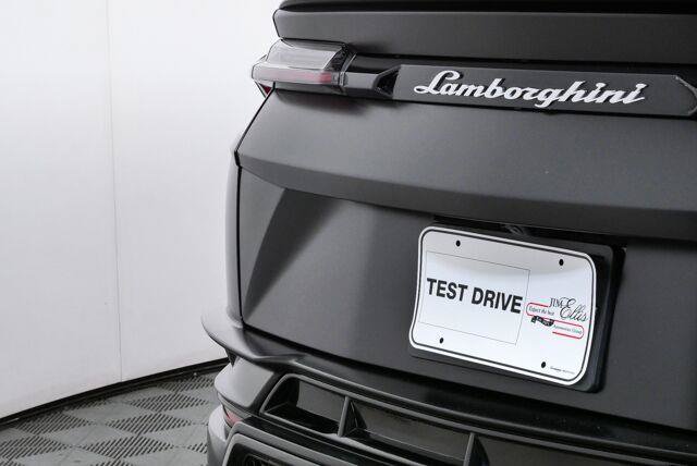 Used 2024 Lamborghini Urus S AWD/4WD image 13