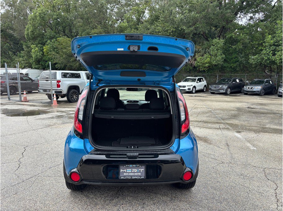Used 2016 Kia Soul + w/ Designer's Package FWD image 32