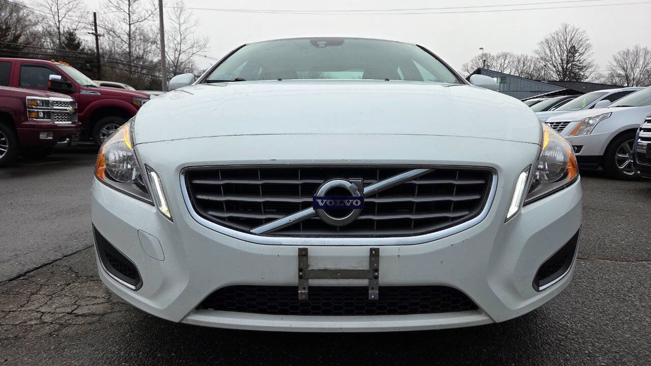Used 2012 Volvo S60 T5 image 3