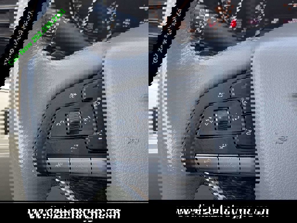 Used 2022 Cadillac XT6 Premium Luxury image 27