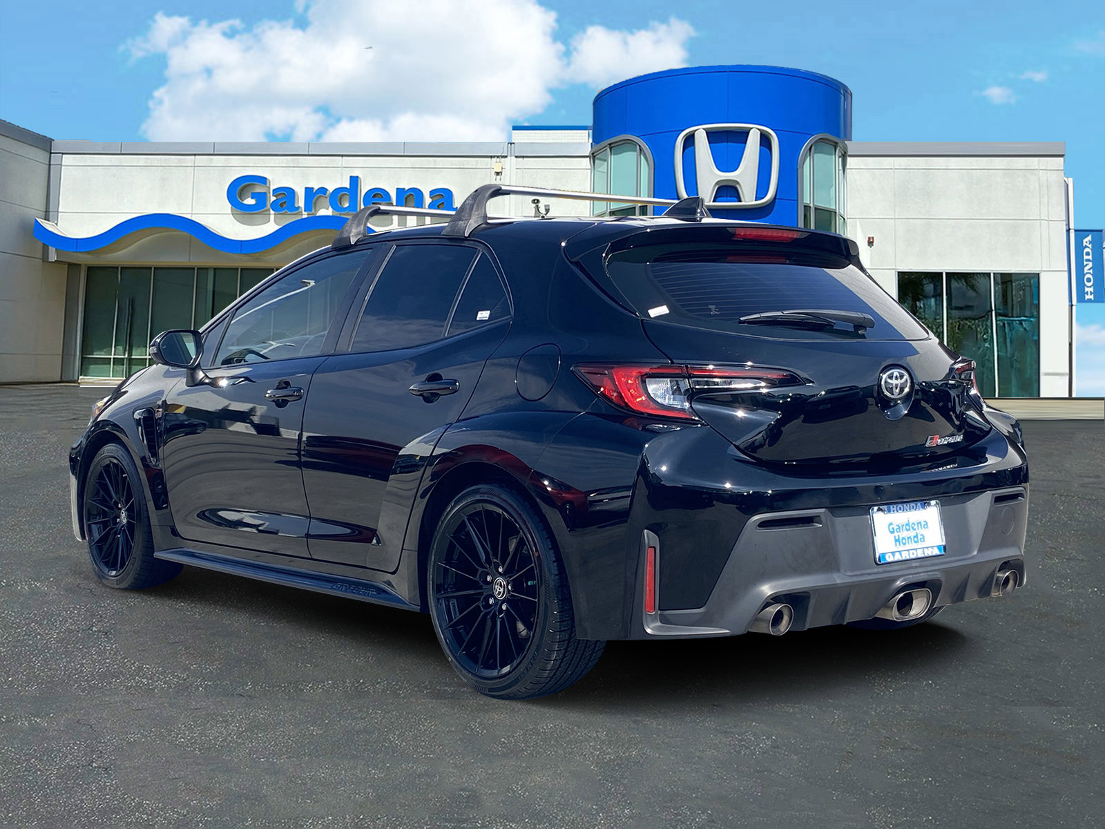 Used 2023 Toyota Corolla Core w/ Technology Package image 4