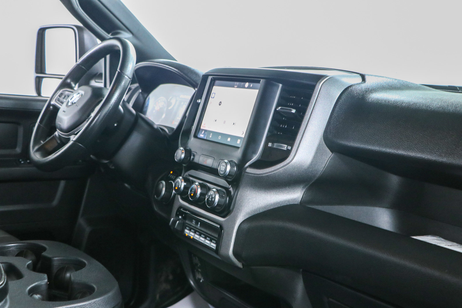 Used 2024 RAM 2500 Tradesman w/ Chrome Appearance Group AWD/4WD image 29
