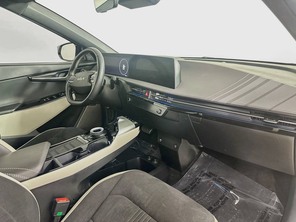 Used 2023 Kia EV6 GT-Line w/ GT-Line Suede Seat Package AWD/4WD image 30