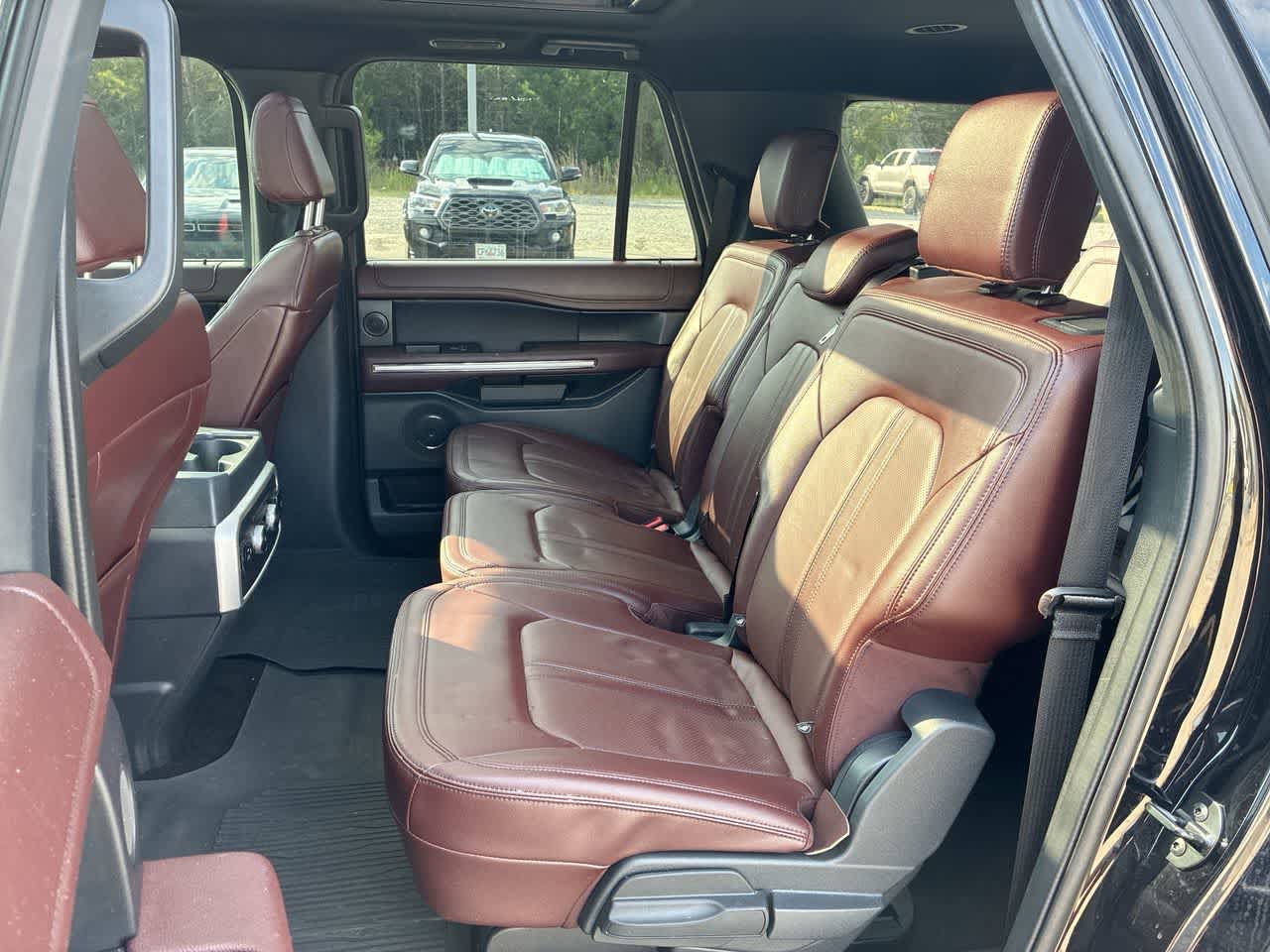 Used 2023 Ford Expedition Max Limited AWD/4WD image 26