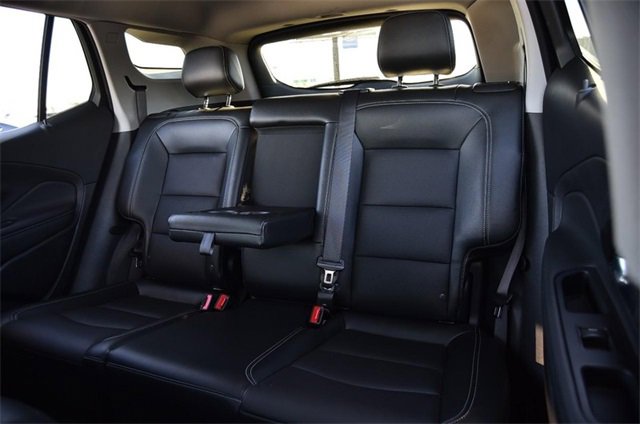 Used 2024 GMC Terrain SLT image 23