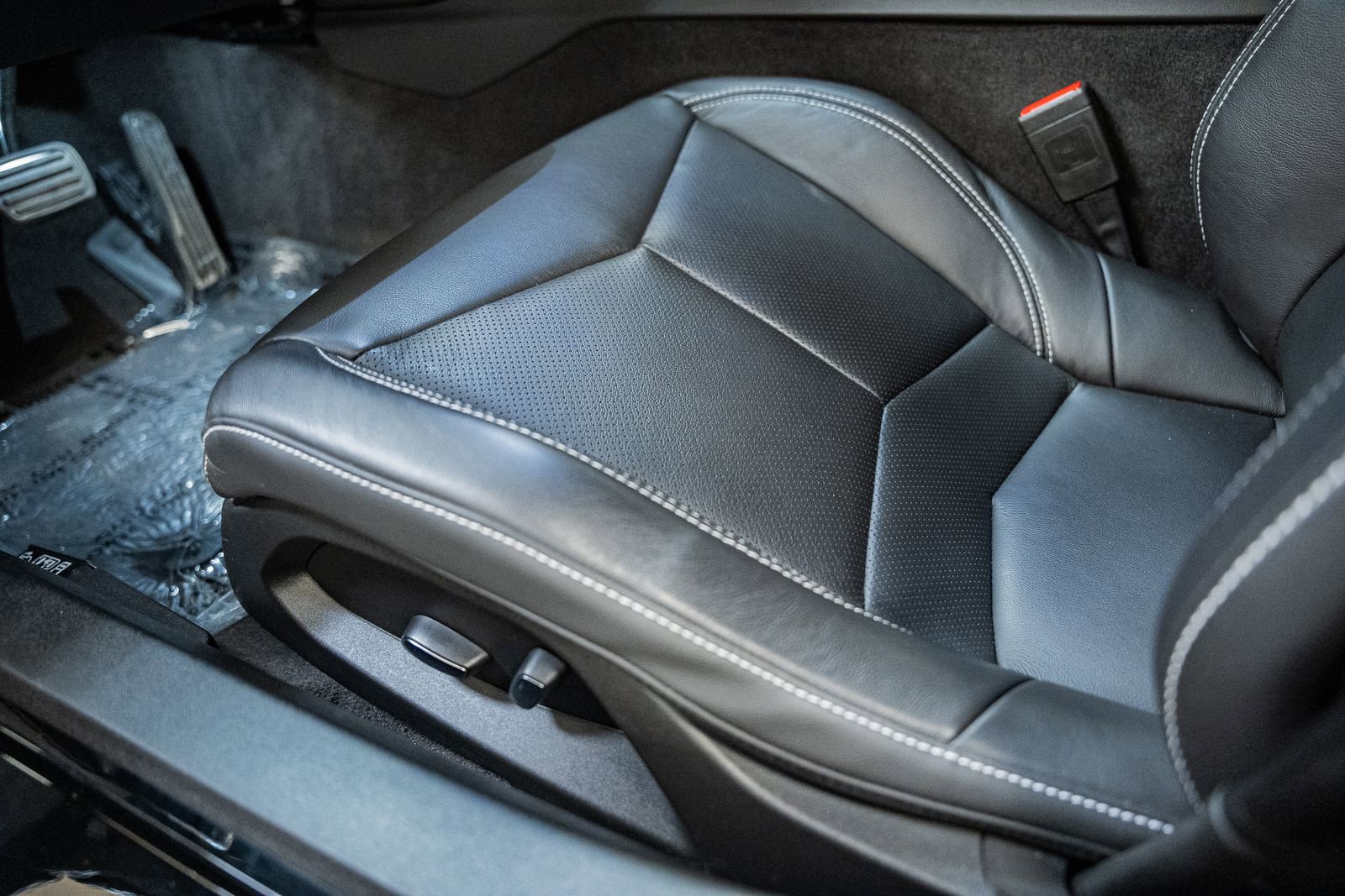 Used 2022 Chevrolet Corvette Stingray image 37