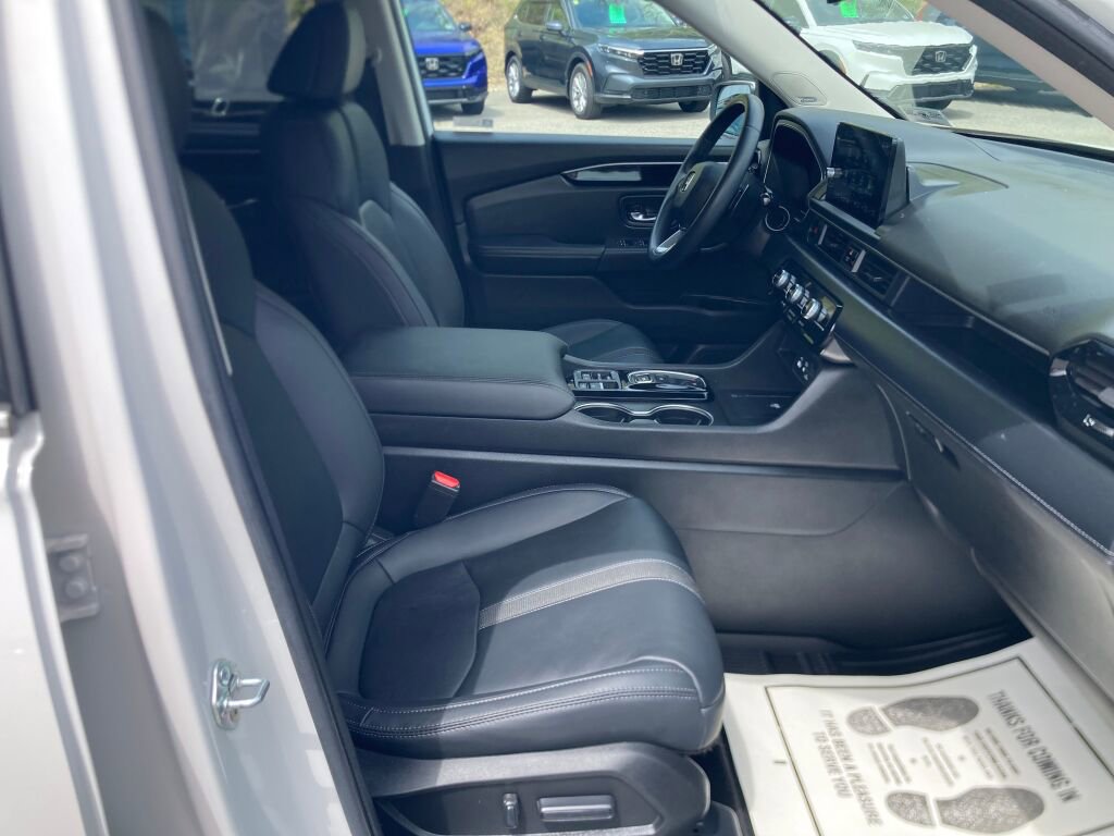 Used 2023 Honda Pilot Touring image 20