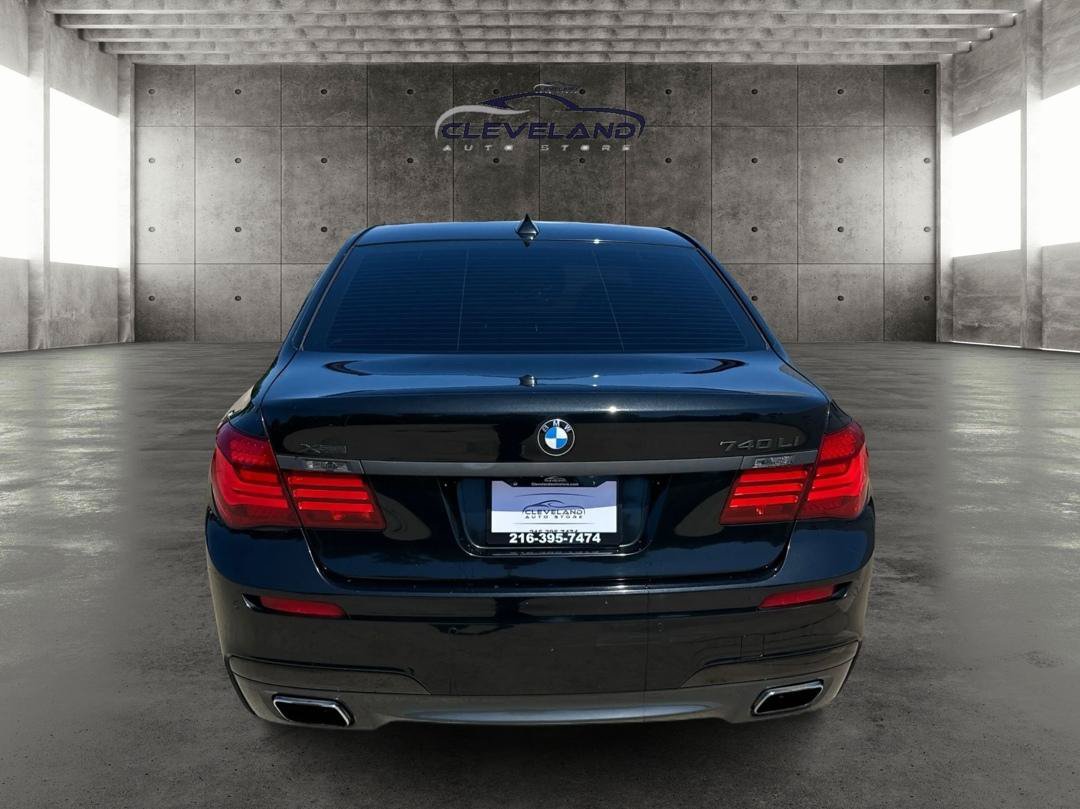 Used 2015 BMW 740Li xDrive AWD/4WD image 4