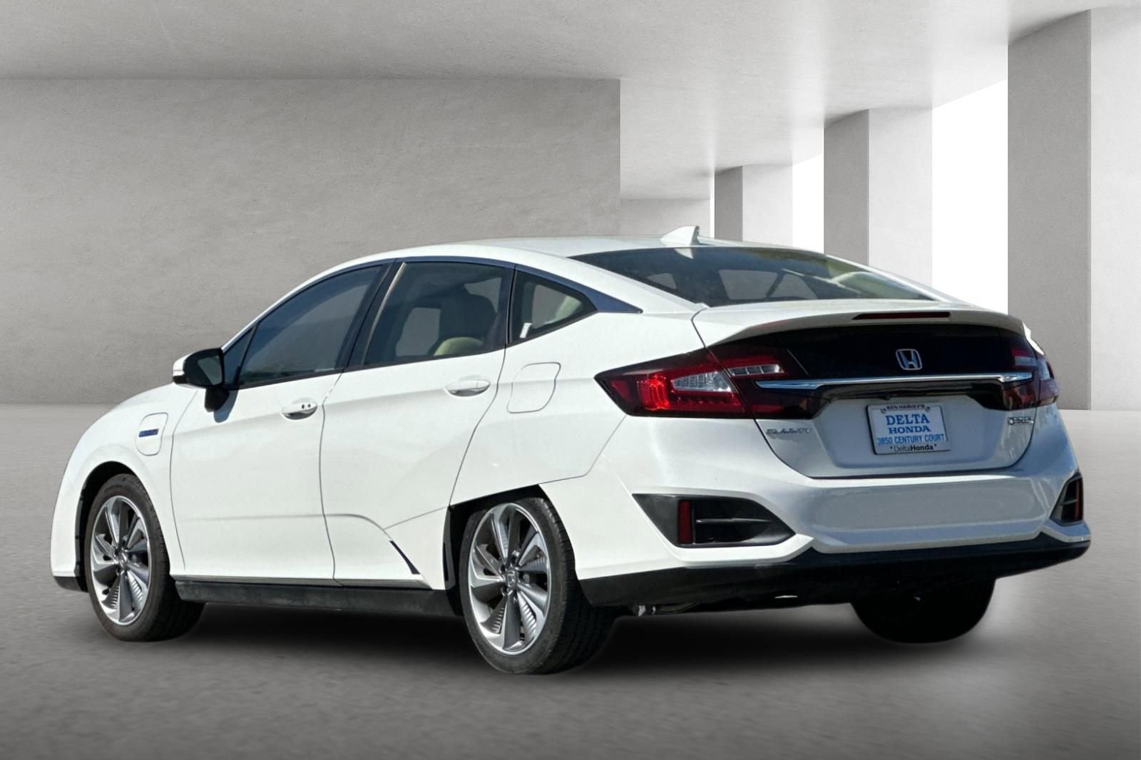 Used 2019 Honda Clarity Plug-In Hybrid image 6