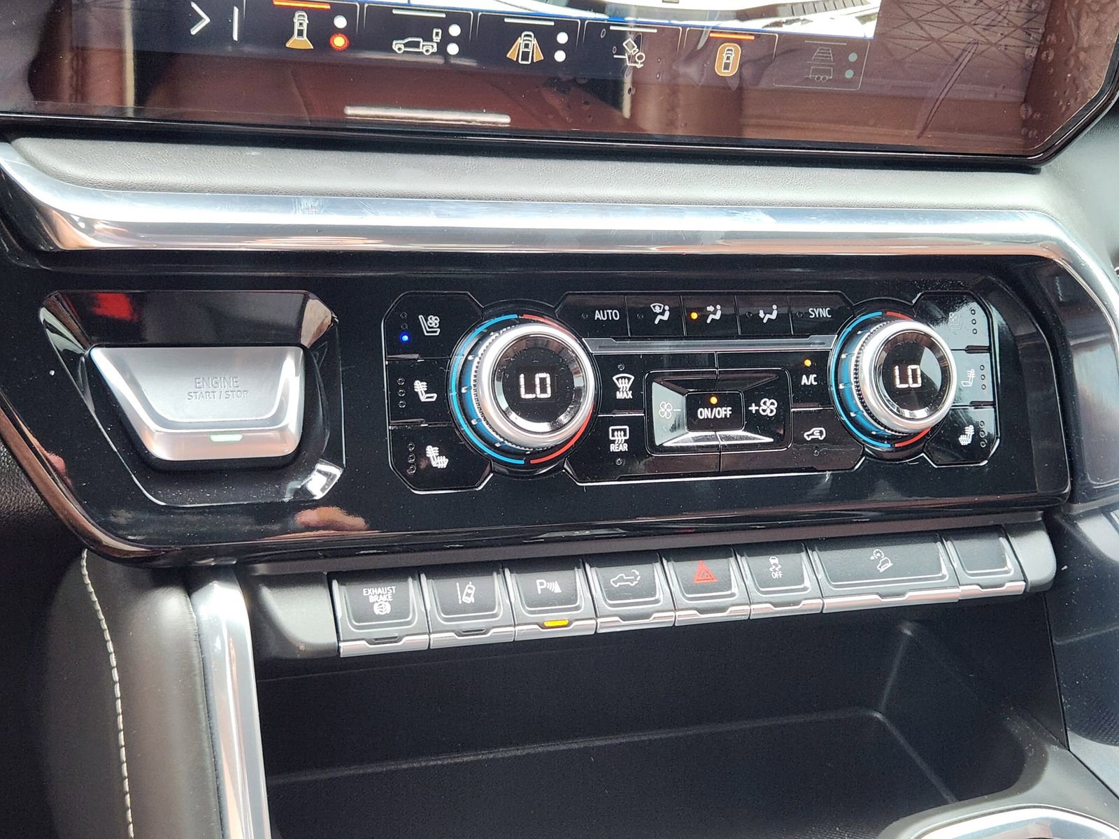 Used 2025 GMC Sierra 2500 Denali Ultimate image 19