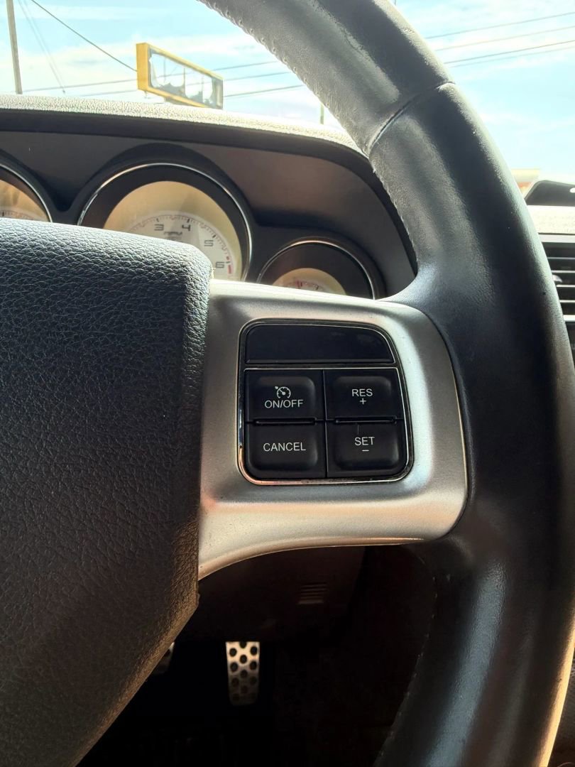 Used 2013 Dodge Challenger R/T Plus image 18