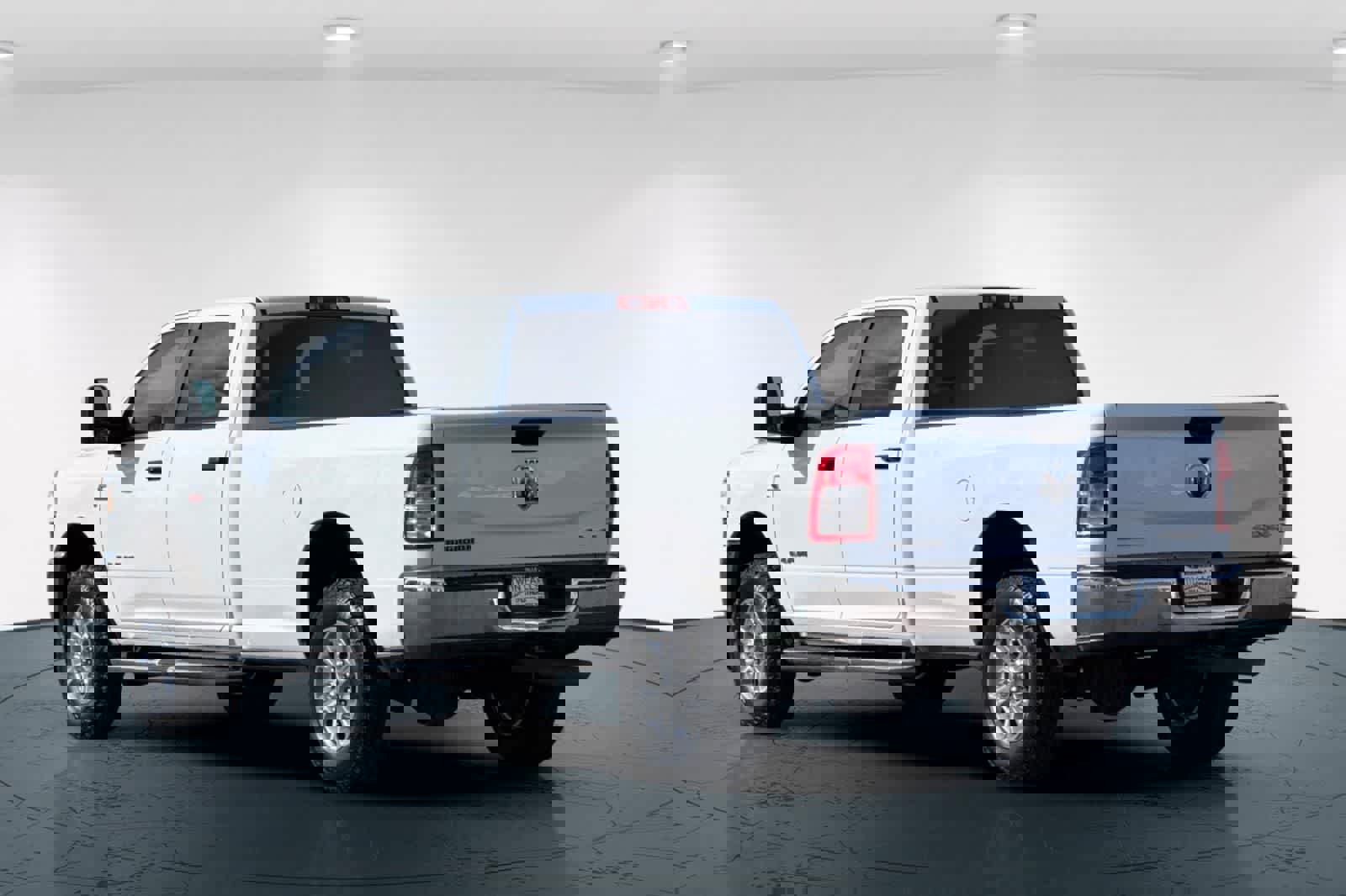 Used 2024 RAM 3500 Big Horn AWD/4WD image 8