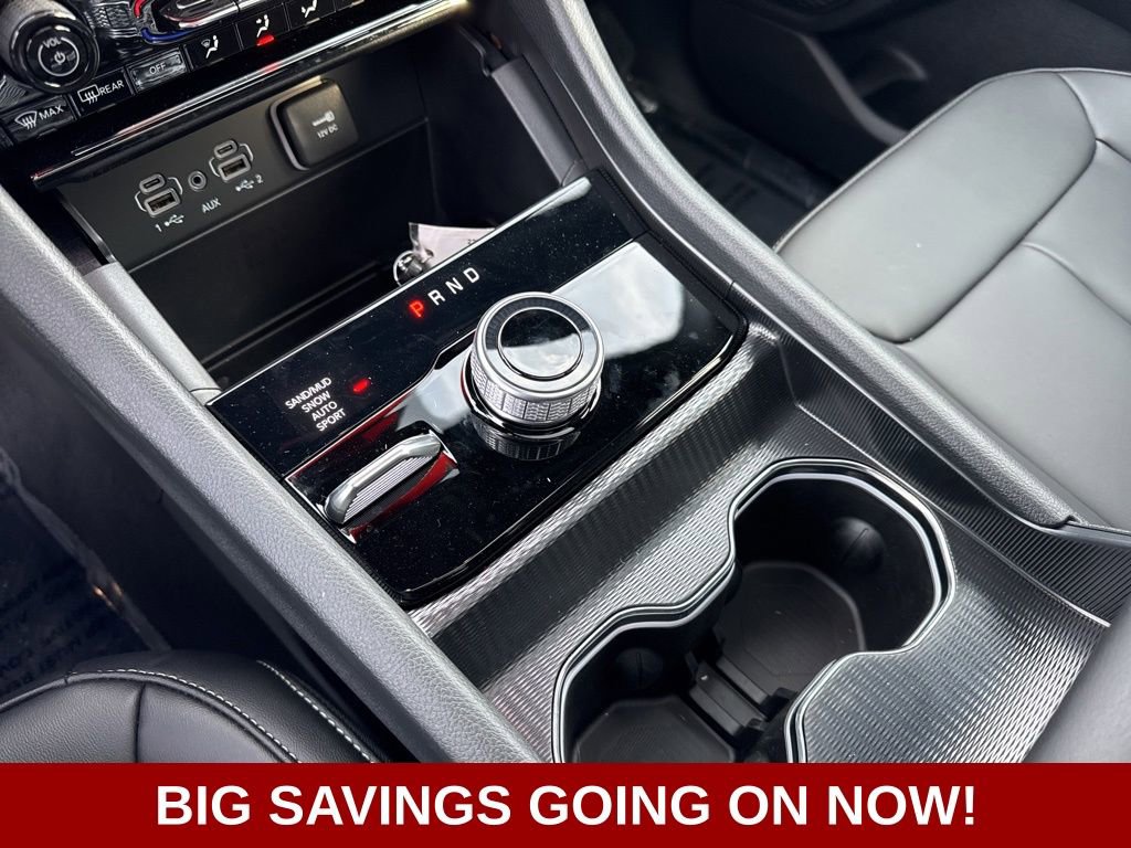New 2025 Jeep Grand Cherokee Limited w/ Black Appearance Package image 36