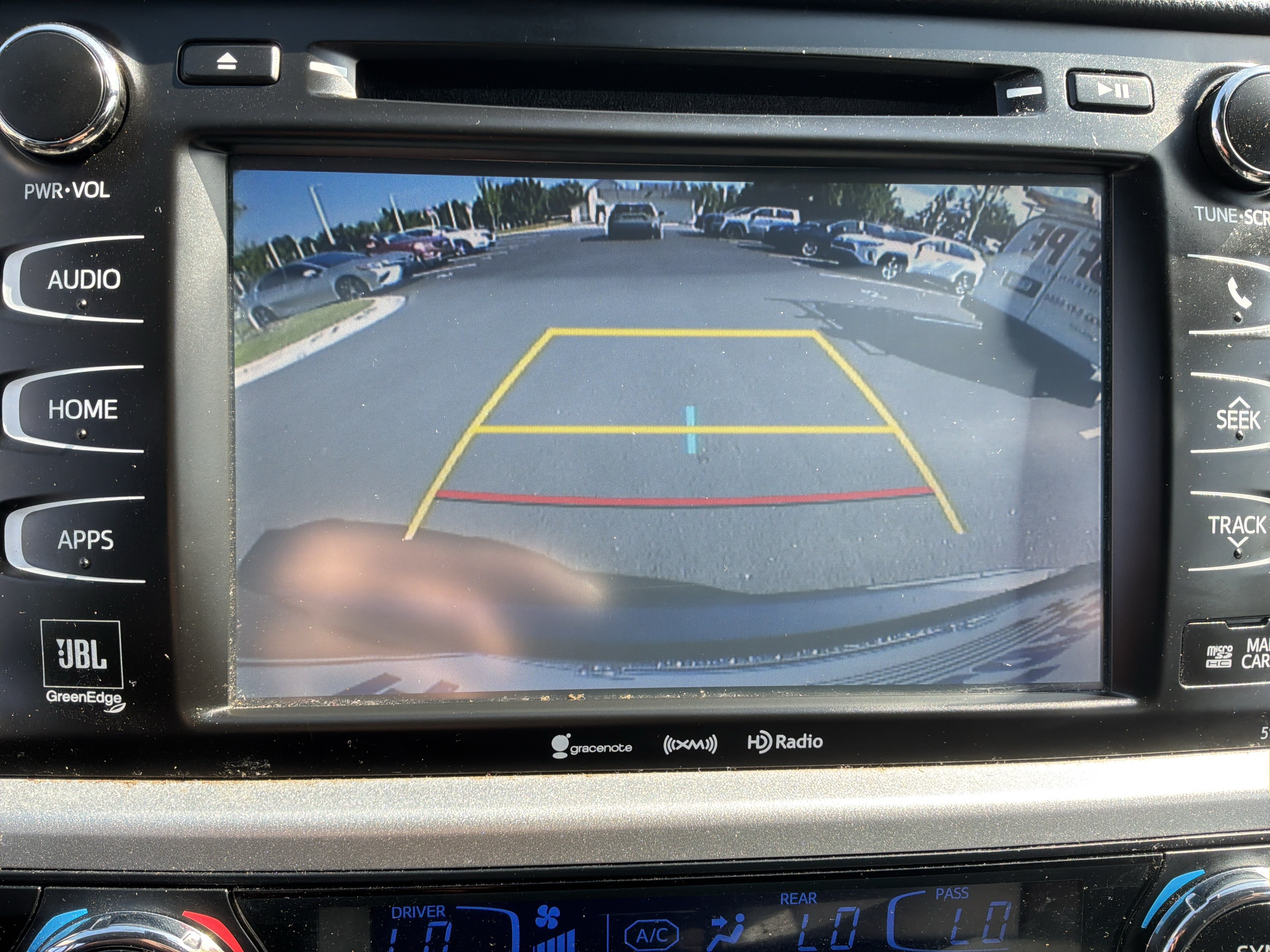 Used 2018 Toyota Highlander Limited FWD image 25