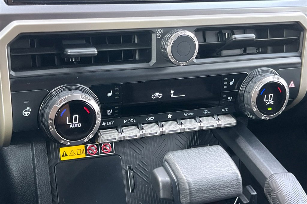 Certified 2024 Toyota Tacoma TRD Off-Road image 23