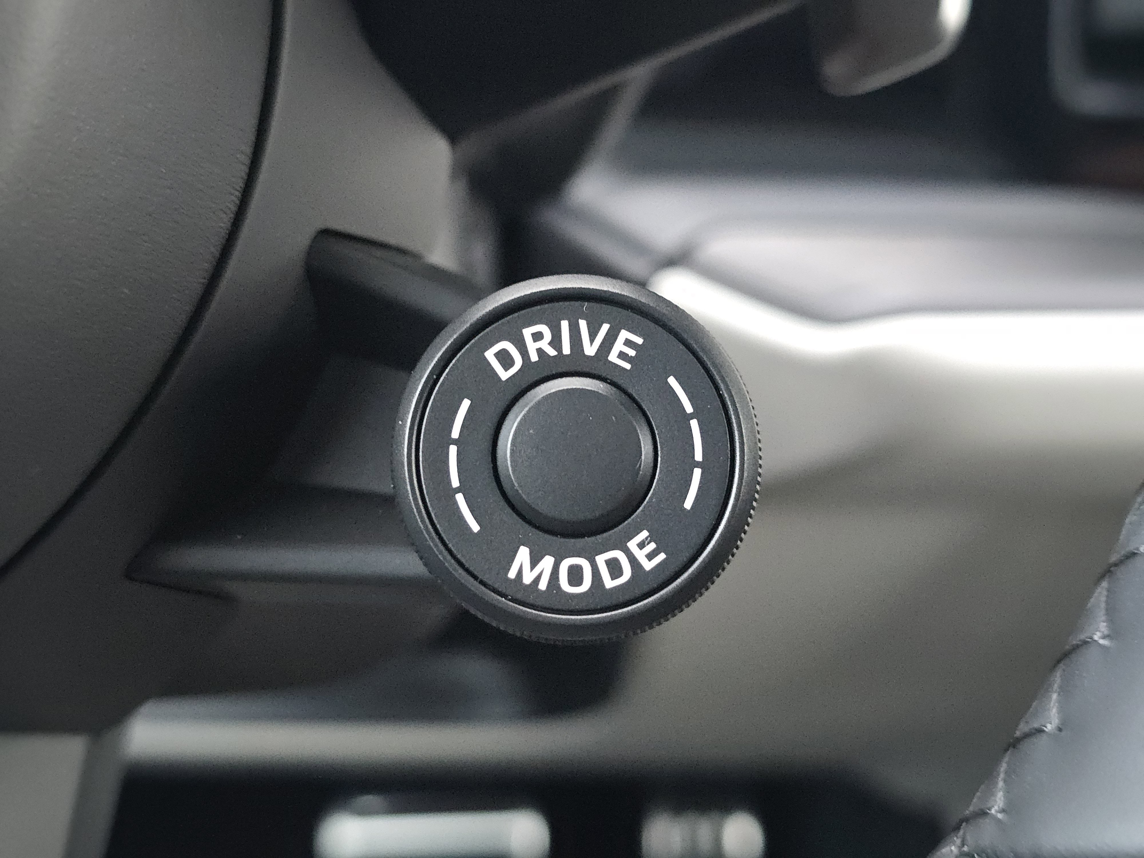 New 2026 Porsche Cayenne GTS image 26