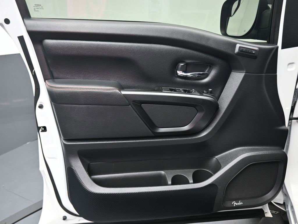 Used 2023 Nissan Titan PRO-4X w/ Pro-4x Convenience Package image 9