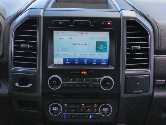 Used 2018 Ford Expedition Max XLT w/ Equipment Group 202A RWD image 20
