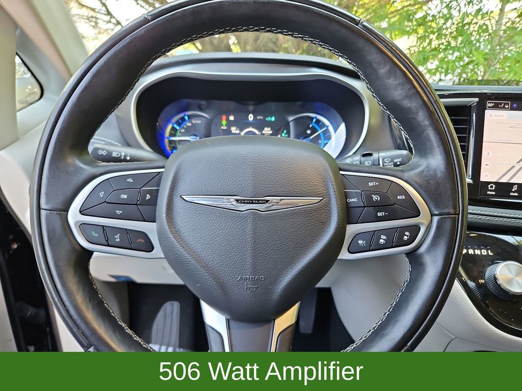 Used 2022 Chrysler Pacifica Touring-L w/ Uconnect Theater Family Group FWD image 10