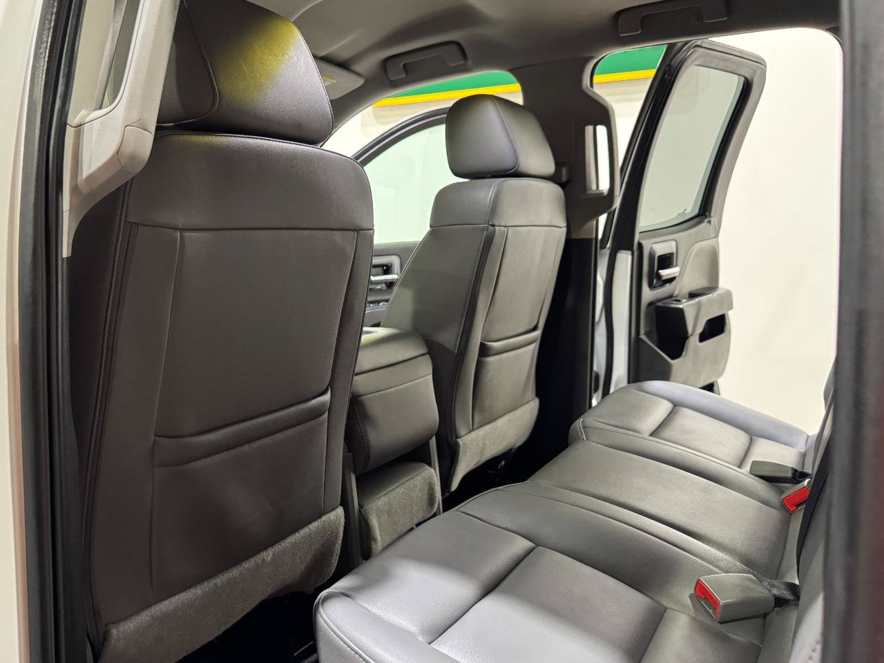 Used 2019 Chevrolet Silverado 2500 W/T AWD/4WD image 17