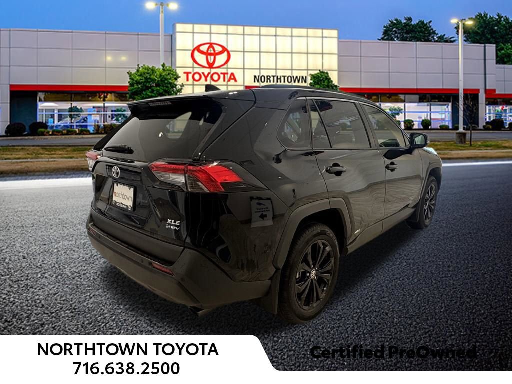 Used 2025 Toyota RAV4 XLE Premium w/ Weather Package AWD/4WD image 6