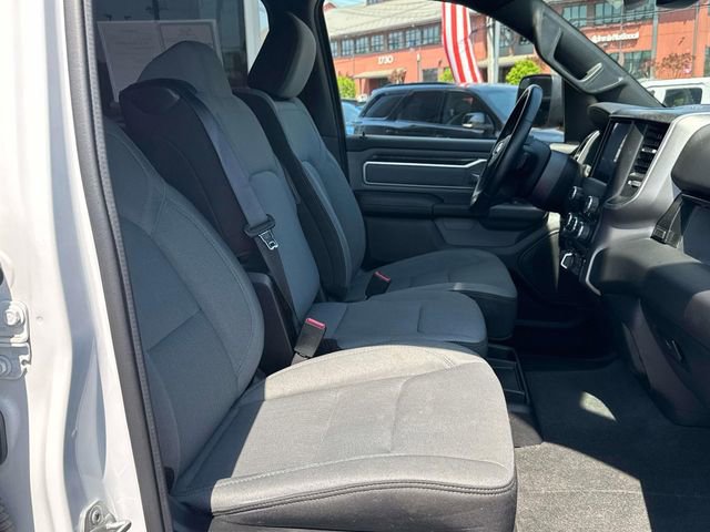 Used 2022 RAM 1500 Big Horn AWD/4WD image 38