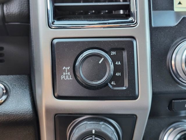 Used 2018 Ford F150 Lariat w/ Equipment Group 502A Luxury image 25