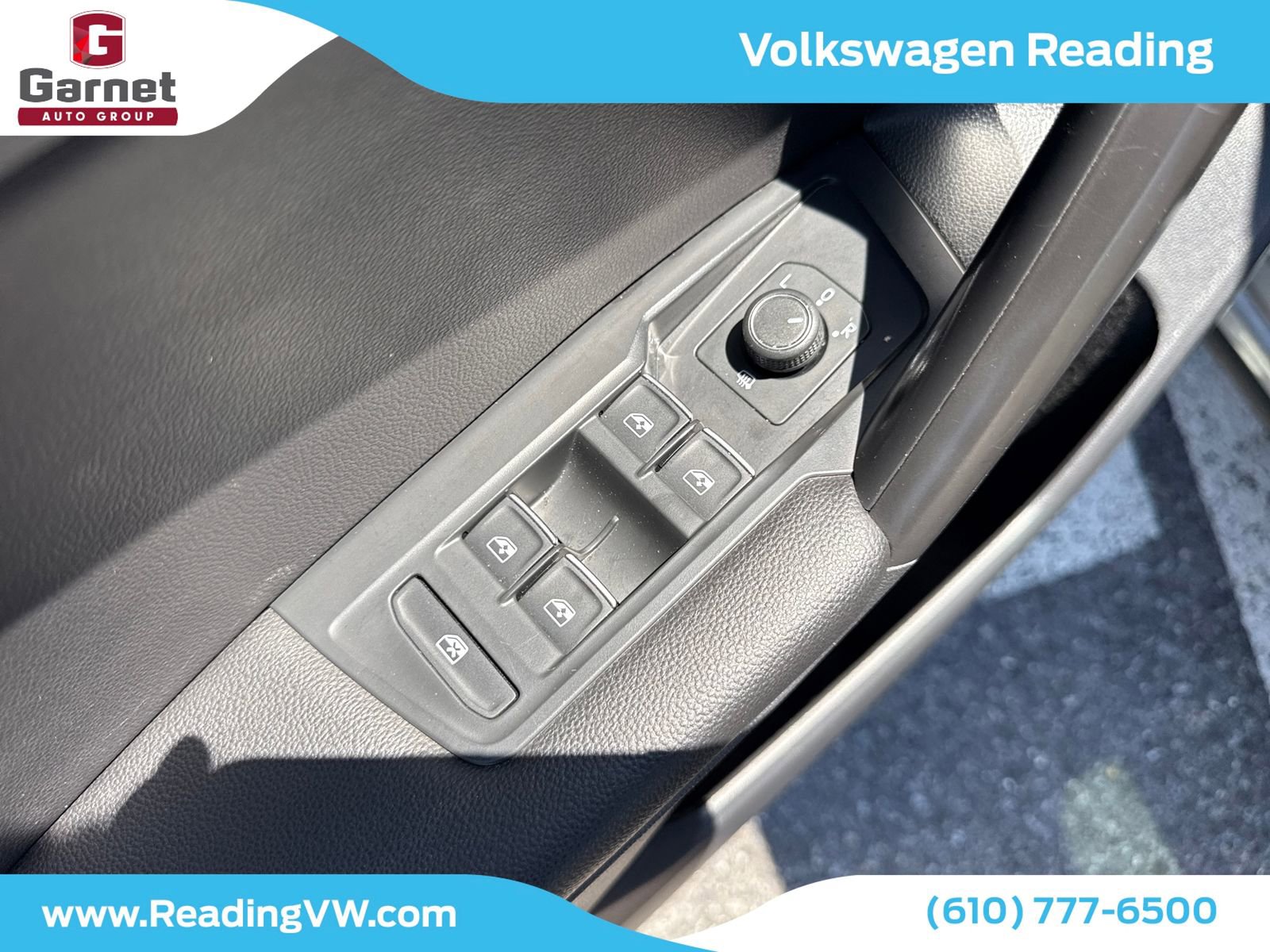 Certified 2021 Volkswagen Tiguan SE w/ Panoramic Sunroof Package AWD/4WD image 12