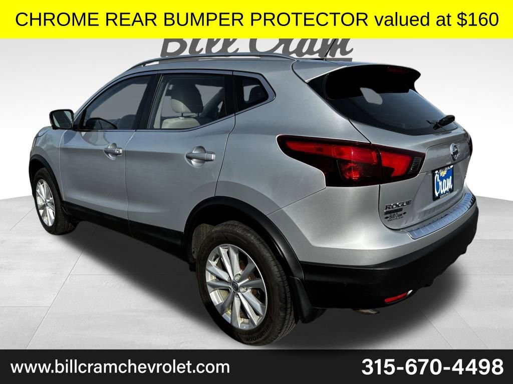 Used 2018 Nissan Rogue Sport SV w/ SV Technology Package image 7