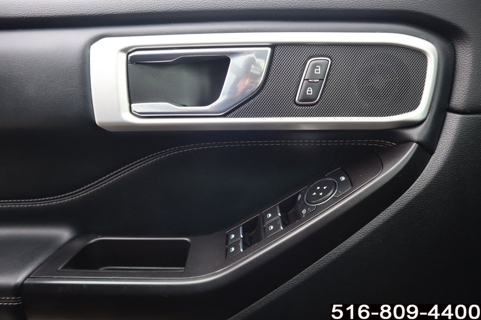 Used 2020 Ford Explorer XLT w/ Equipment Group 202A image 22