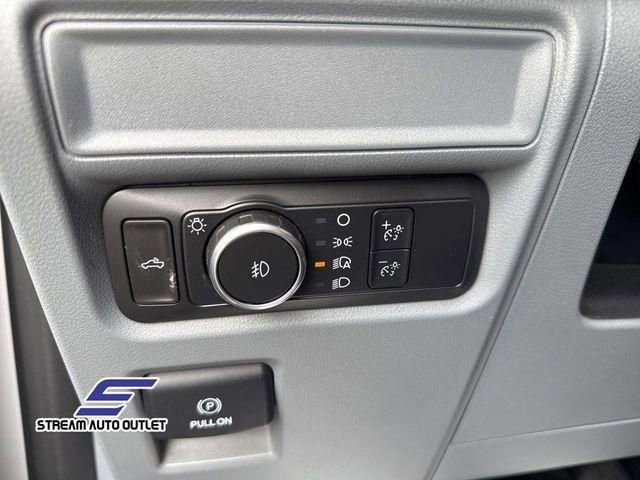 Used 2022 Ford F150 XLT image 11
