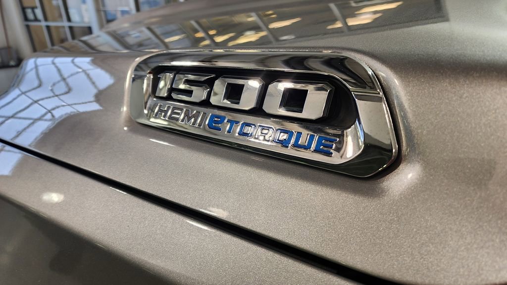 Used 2023 RAM 1500 Laramie image 5