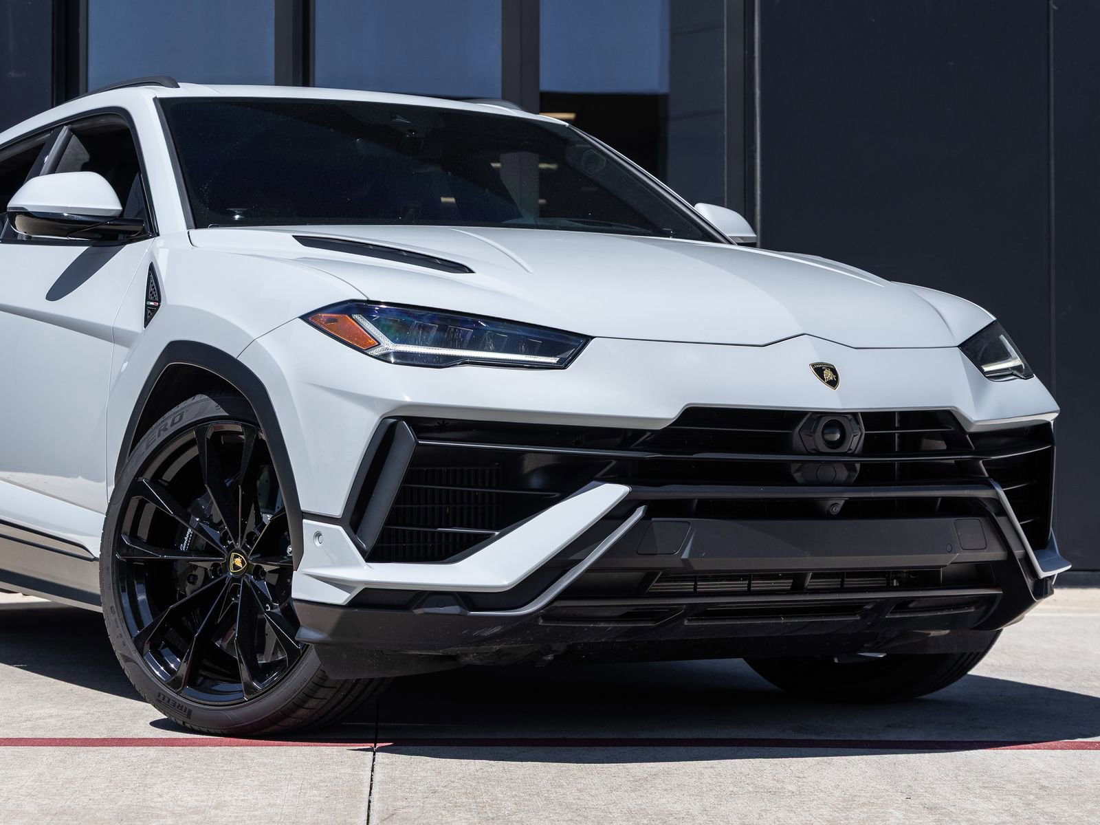 Used 2023 Lamborghini Urus S AWD/4WD image 5