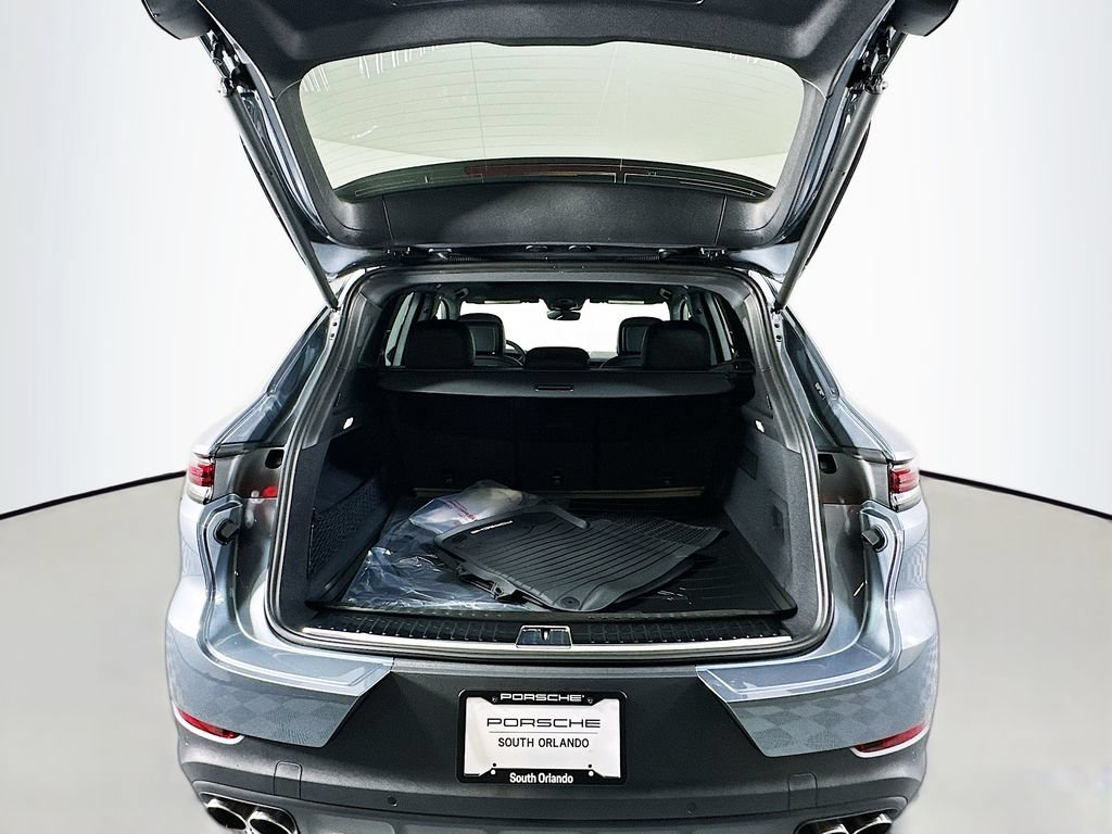 New 2026 Porsche Cayenne S AWD/4WD image 28