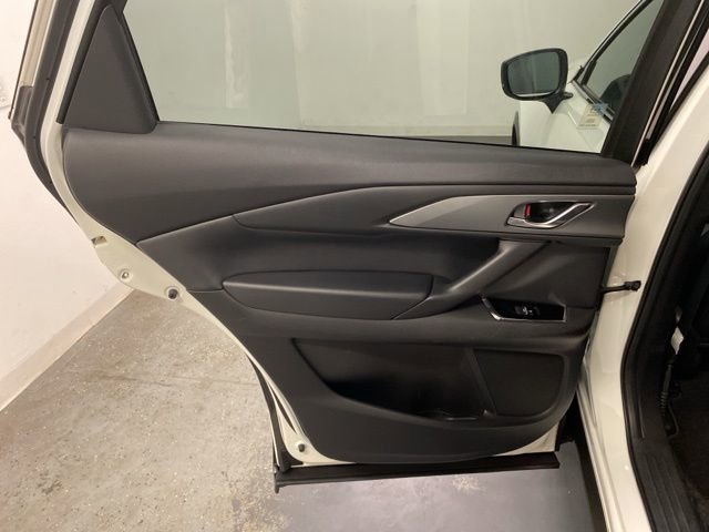 Used 2023 MAZDA CX-9 Touring image 23