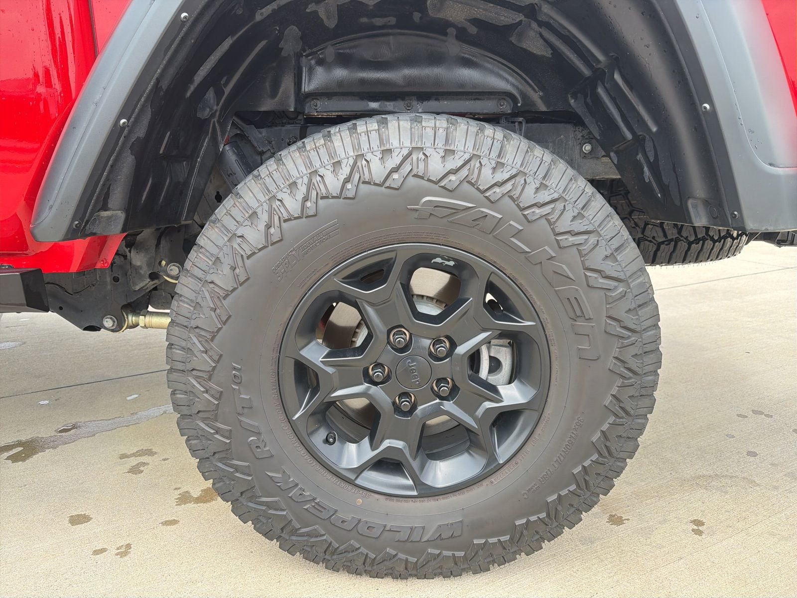 Used 2023 Jeep Gladiator Rubicon w/ LED Lighting Group AWD/4WD image 13