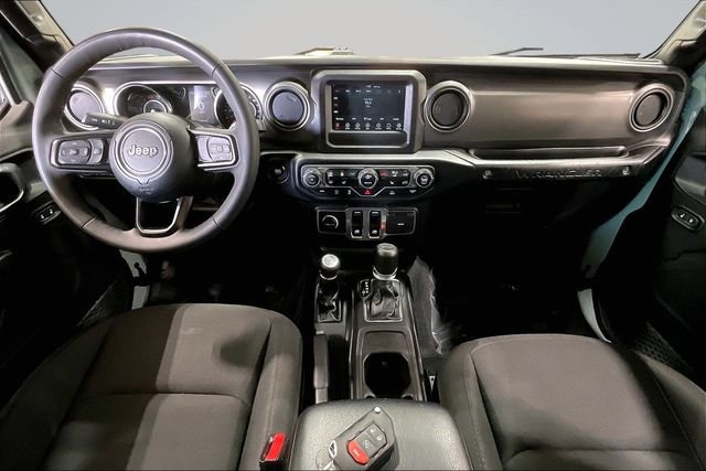 Used 2023 Jeep Wrangler Sport AWD/4WD image 15