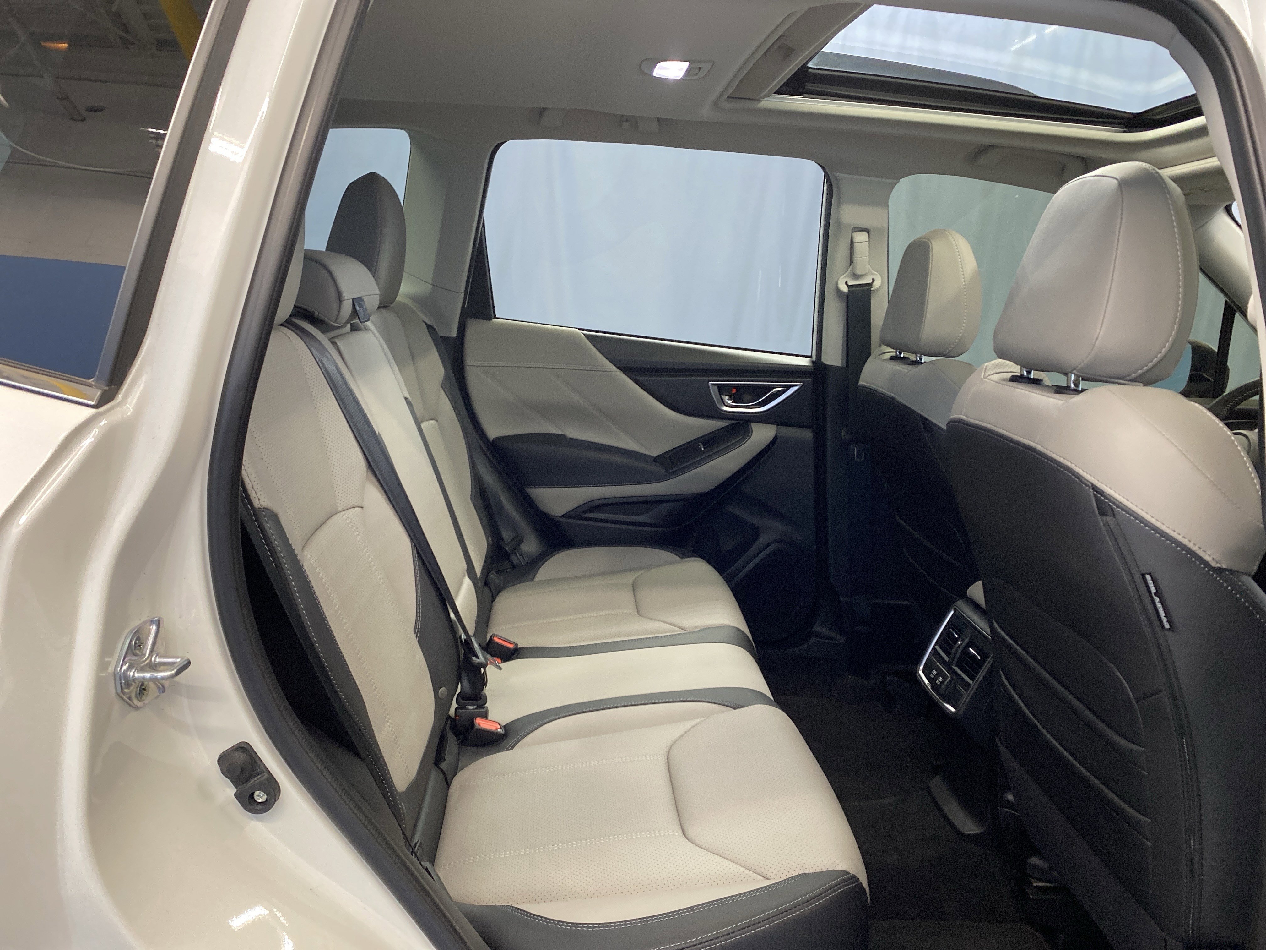 Used 2024 Subaru Forester Limited image 34