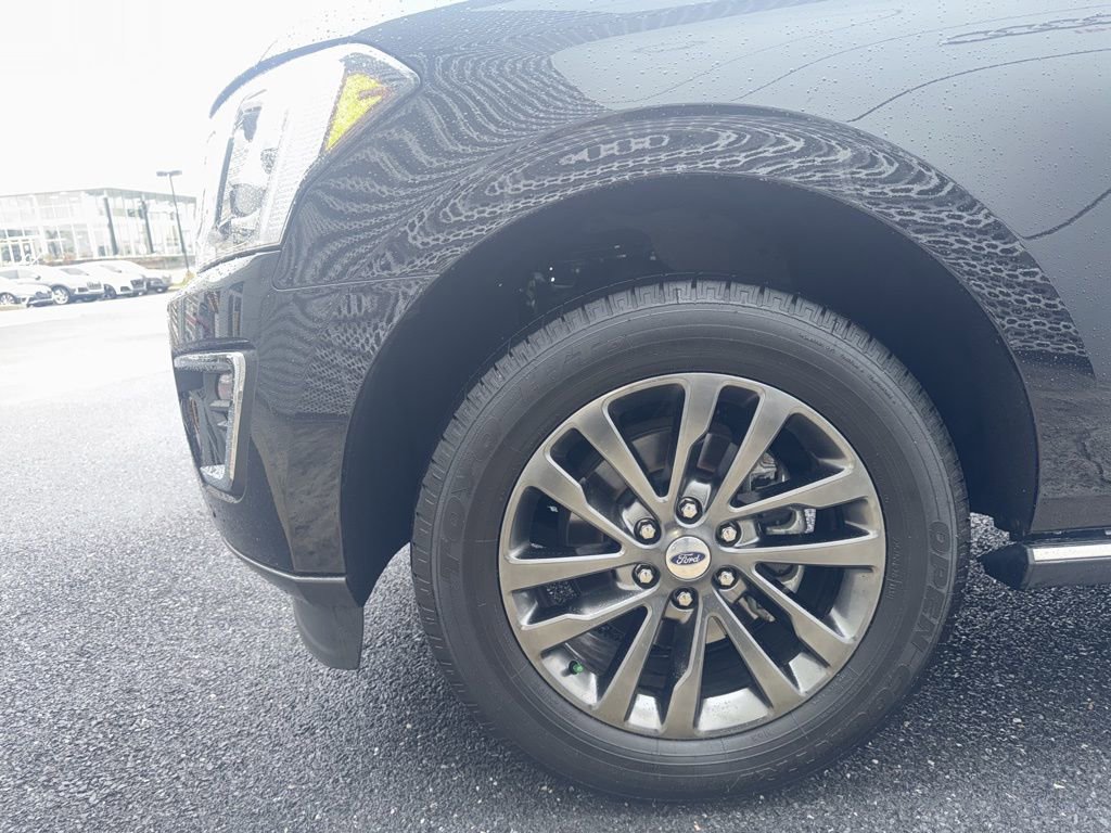 Used 2021 Ford Expedition Limited image 44