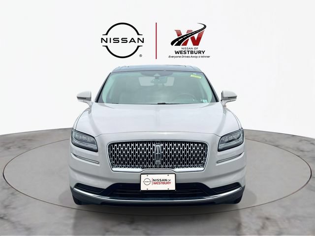 Used 2022 Lincoln Nautilus Reserve w/ Equipment Group 201A AWD/4WD image 2