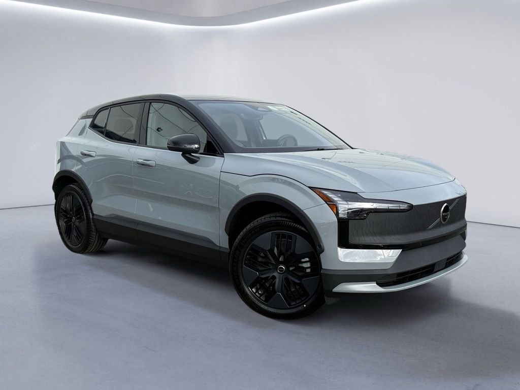 New 2026 Volvo EX30 Cross Country Ultra image 2