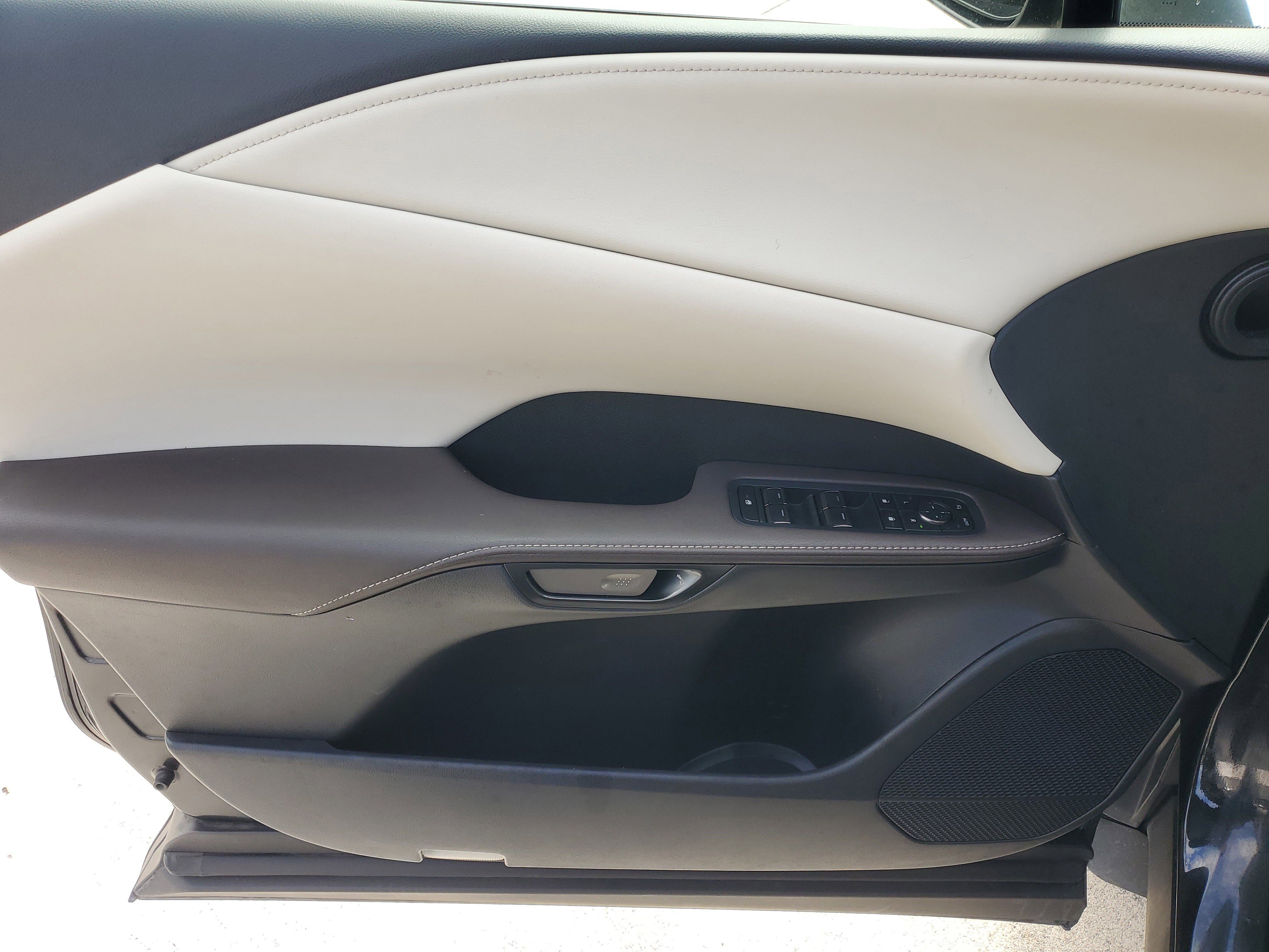 Used 2023 Lexus RX 350 FWD w/ Accessory Package (Z1) image 19