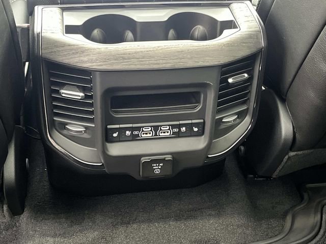 Used 2025 RAM 1500 Limited w/ Trailer Tow Group AWD/4WD image 16